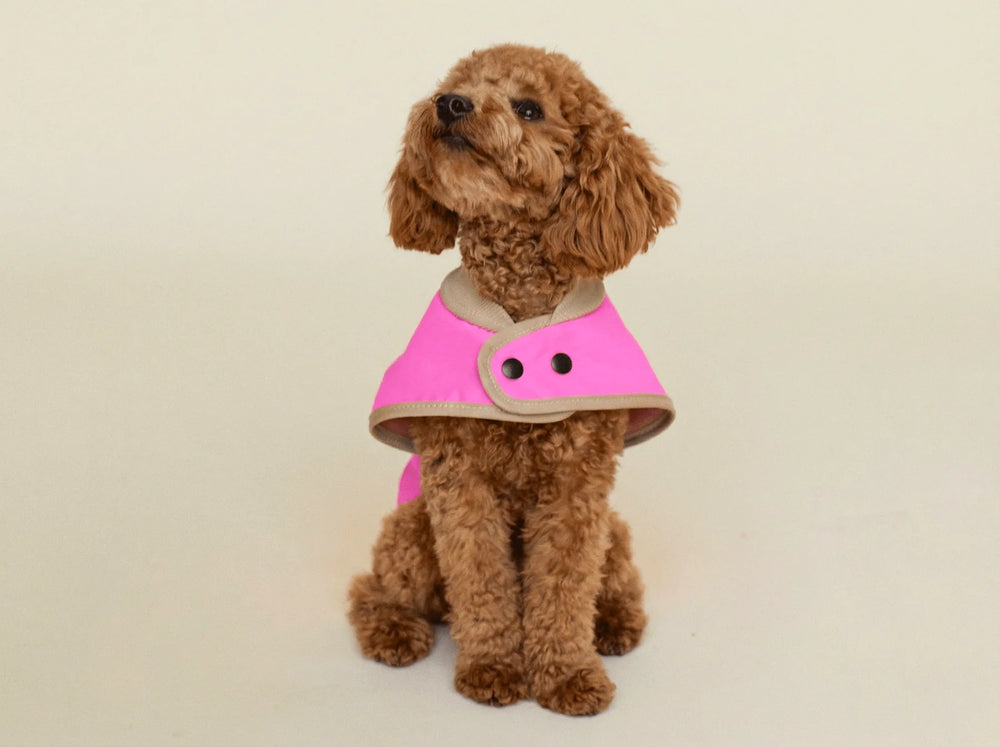 THE GLOW RAINCOAT Mini – Neon Pink